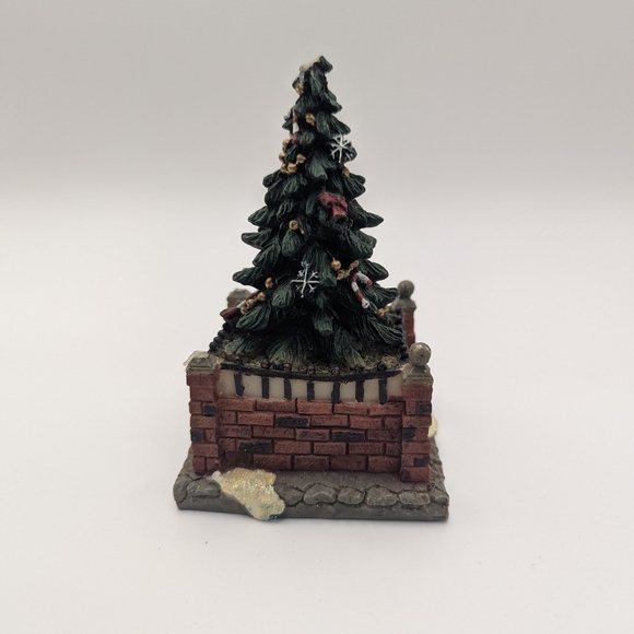 Vintage Christmas Tree For Christmas Village Fenced In Tree With Ornaments On - Picture 1 of 7